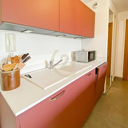 Apartment T2 Ile Rousse, Proche Centre LʼÎle-Rousse
